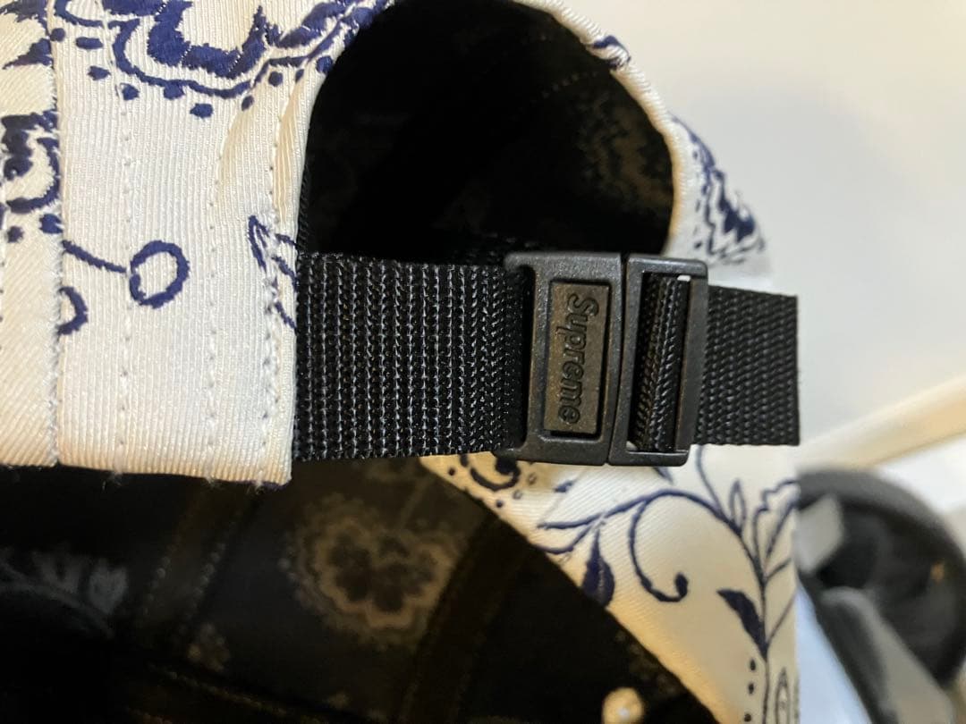 Supreme ペイズリー柄　キャップ