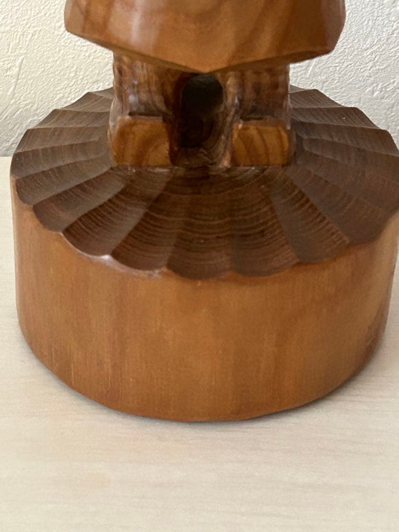 ◇ちー助様 ご先約◇ 美品・北海道彫刻コロポックル30cm