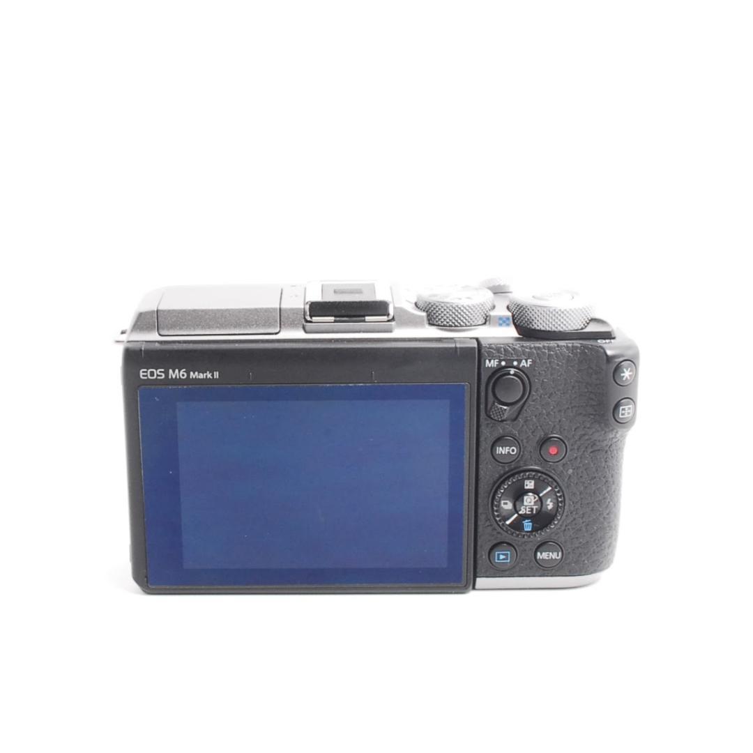 Canon EOS M6 Mark II✨美品✨付属品多数✨撮った写真を即シェア
