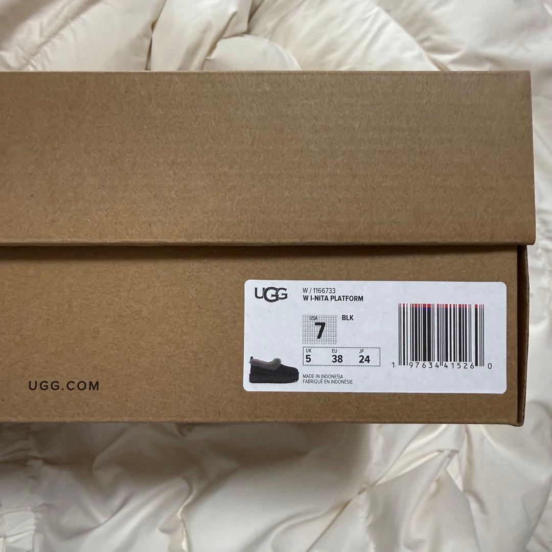 【新品未使用】UGG I-NITA PLATFOME 24センチ