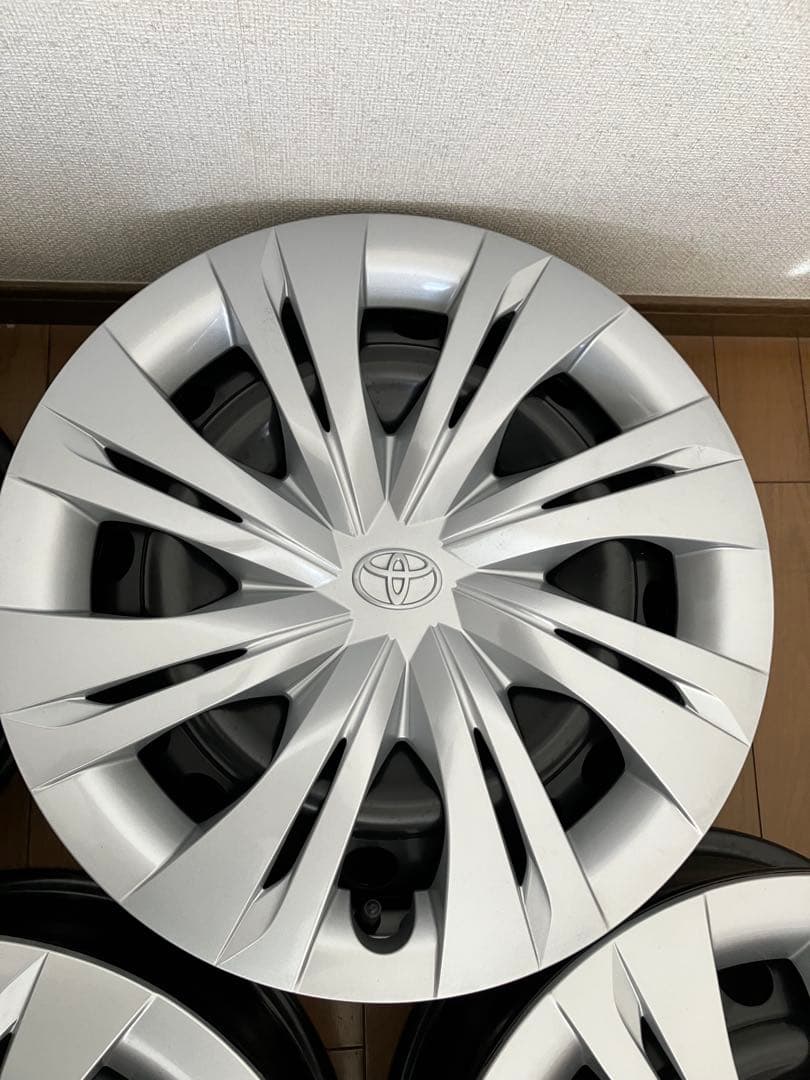 美品　ノア90 純正16インチ スチールホイールとホイールキャップのセット4本