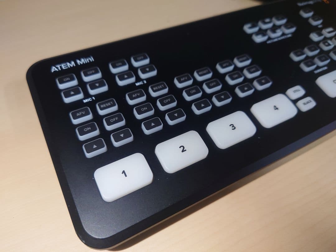 Blackmagic ATEM mini コンパクトライブスイッチャー