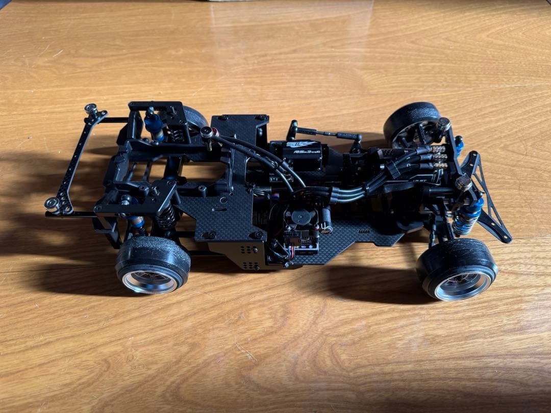 ブサロクフルオプション　谷口信輝選手のAE85風ボディ付き