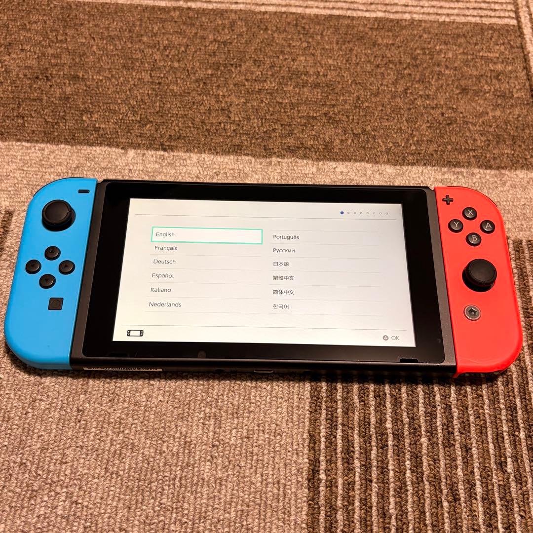 Nintendo Switch 本体 青/赤ジョイコン + ケース付き