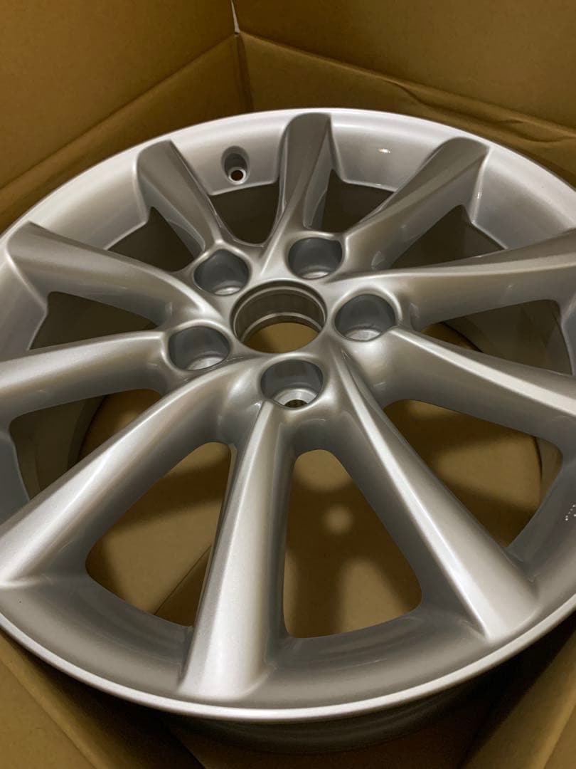トヨタ　TOYOTA エスティマ　ホイール　純正　新品　1本