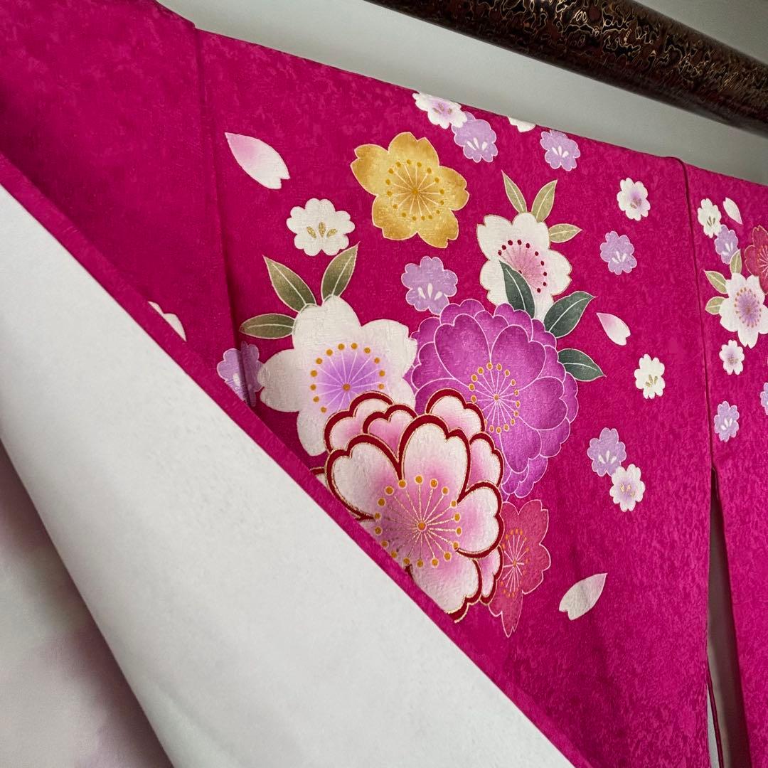 超美品　正絹　現代　振袖　成人式　着物　ピンク　躑躅色 175裄70 刺繍