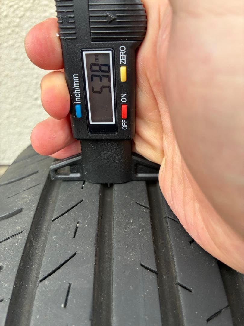 185/60R15 ヨコハマブルーアースGT AE51 4本セット