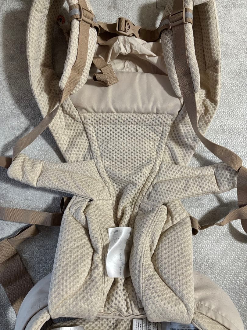 エルゴ OMNI BREEZE メッシュ NATURAL BEIGE