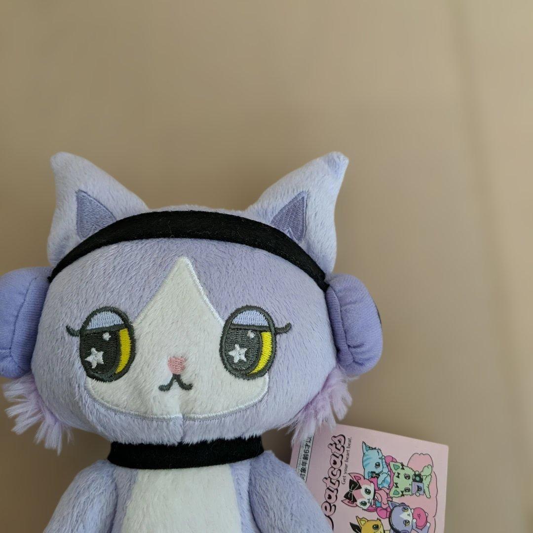 ビートキャッツ　お座りぬいぐるみ