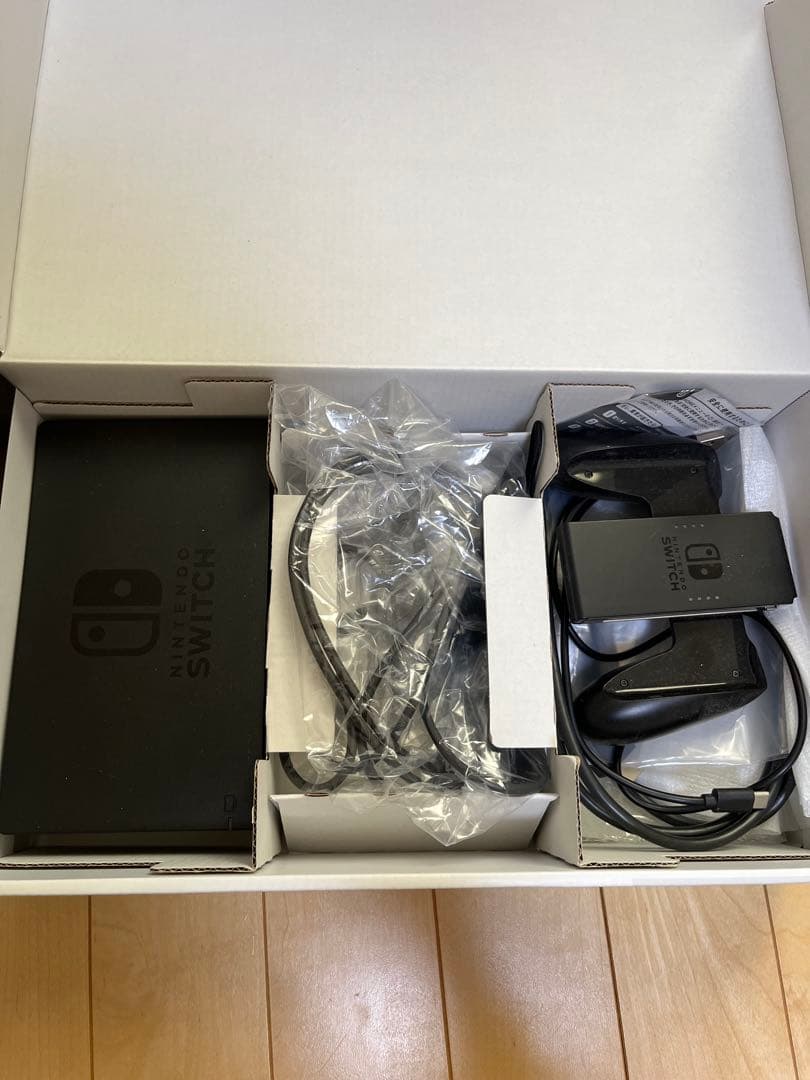 Nintendo Switch ネオンブルー/ネオンレッド　ケース付き
