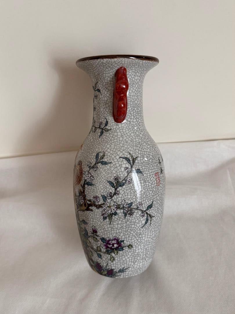 官窯焼き 粉彩描金 磁器 花瓶 景徳鎮 置物　中国陶磁 中国美術