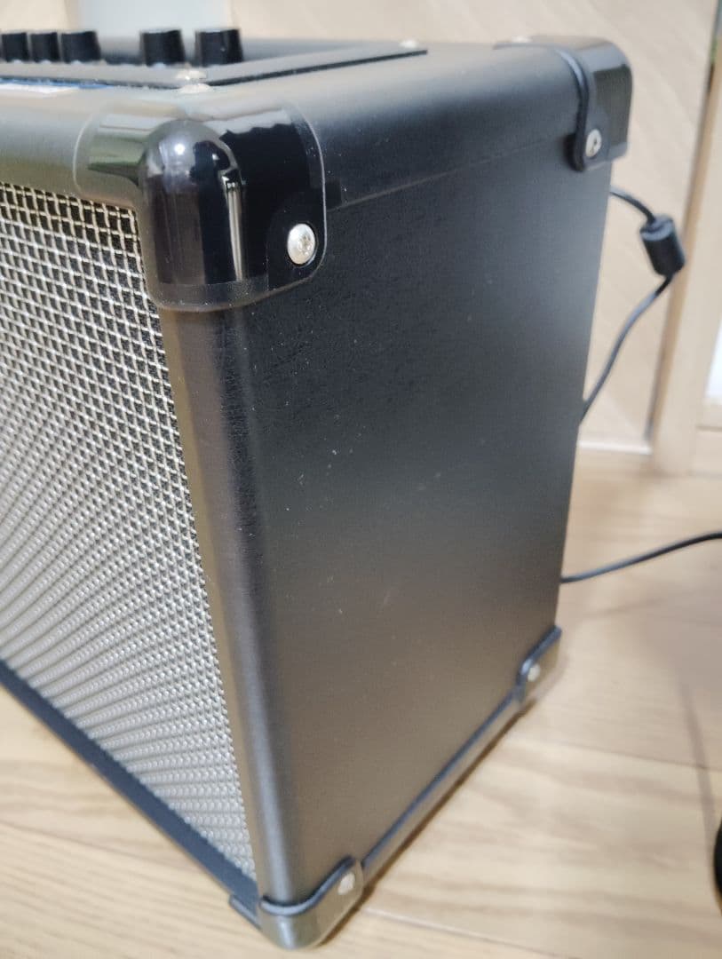 極美品・音出し良好 Blackstar ID:CORE V3 STEREO 20