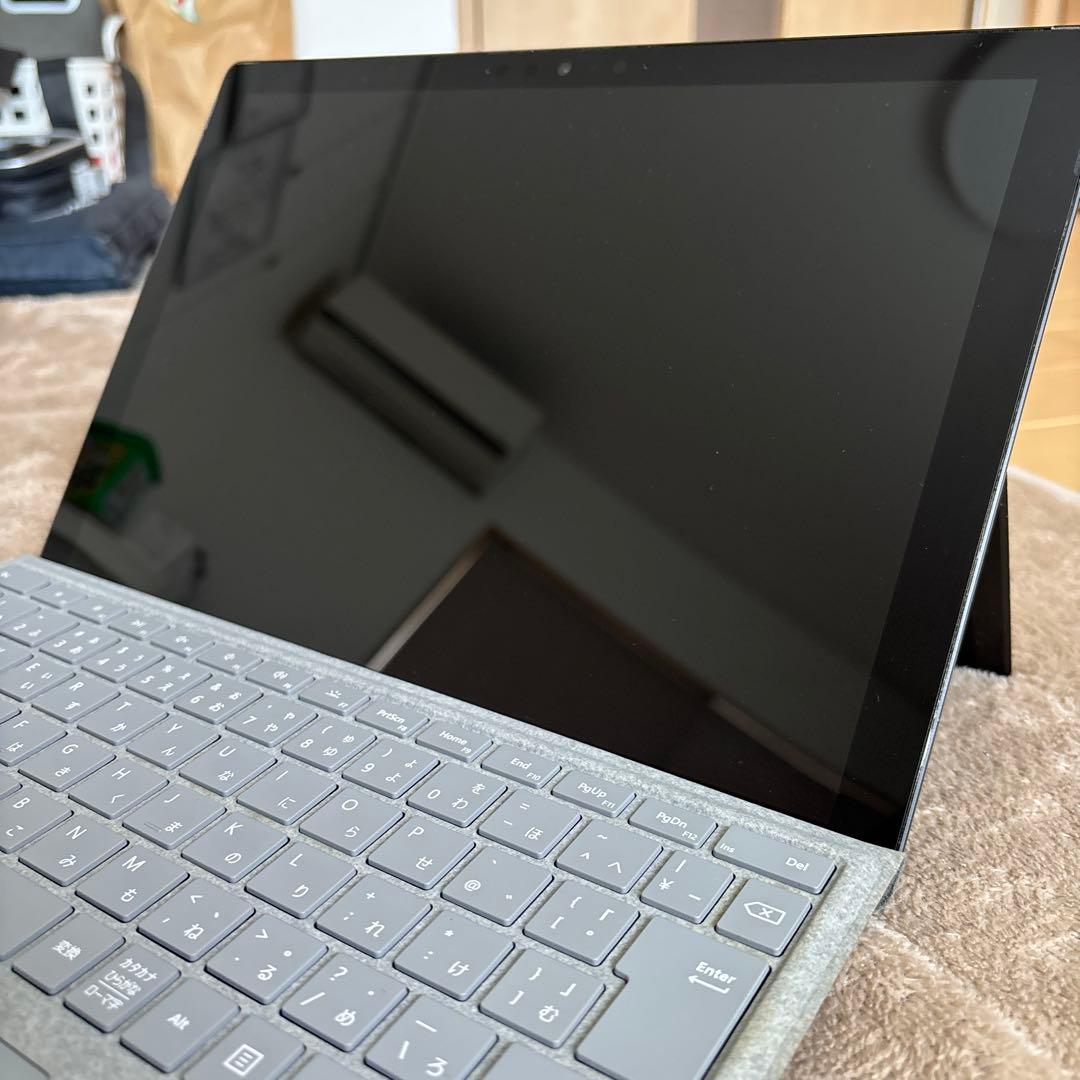 レイタ　Surface Pro 7+ i5/8GB/256GB