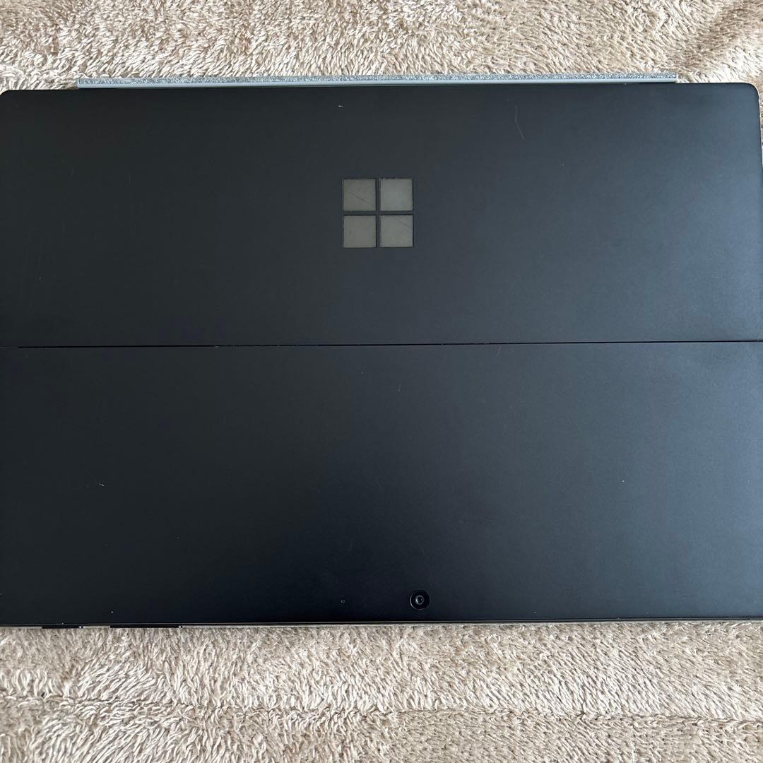 レイタ　Surface Pro 7+ i5/8GB/256GB