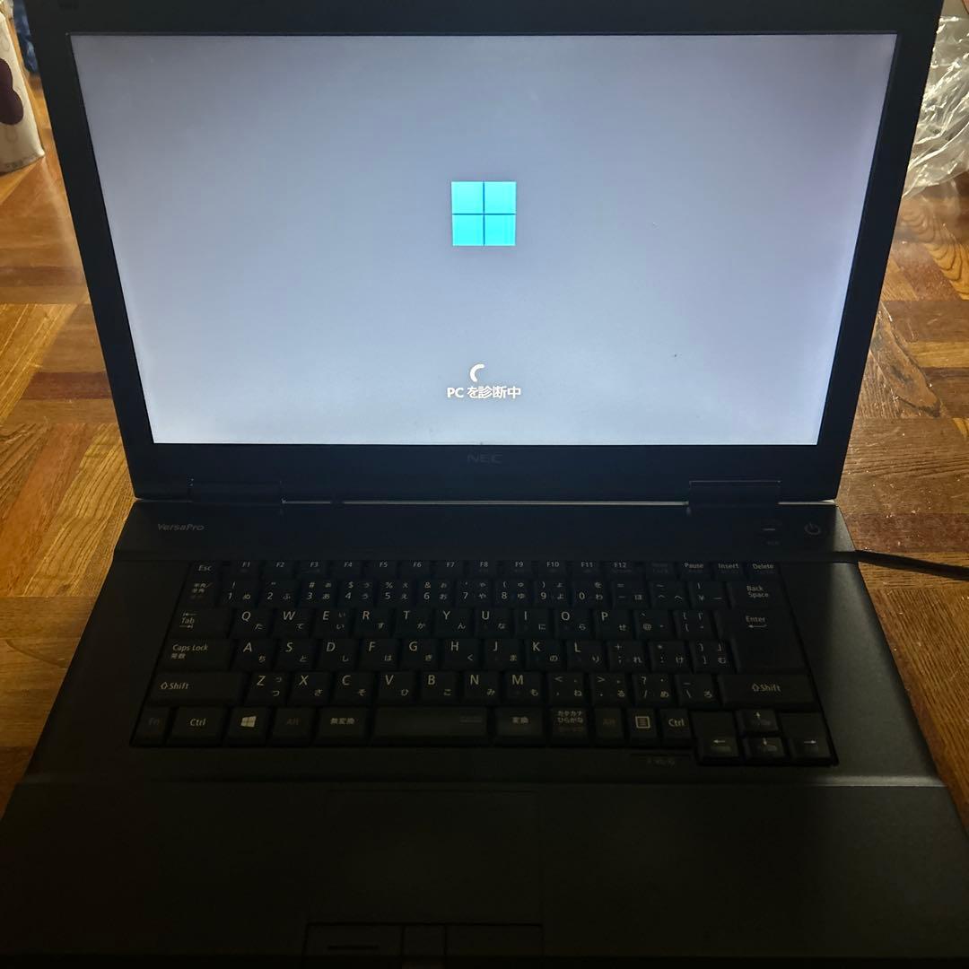 ノート型パソコン