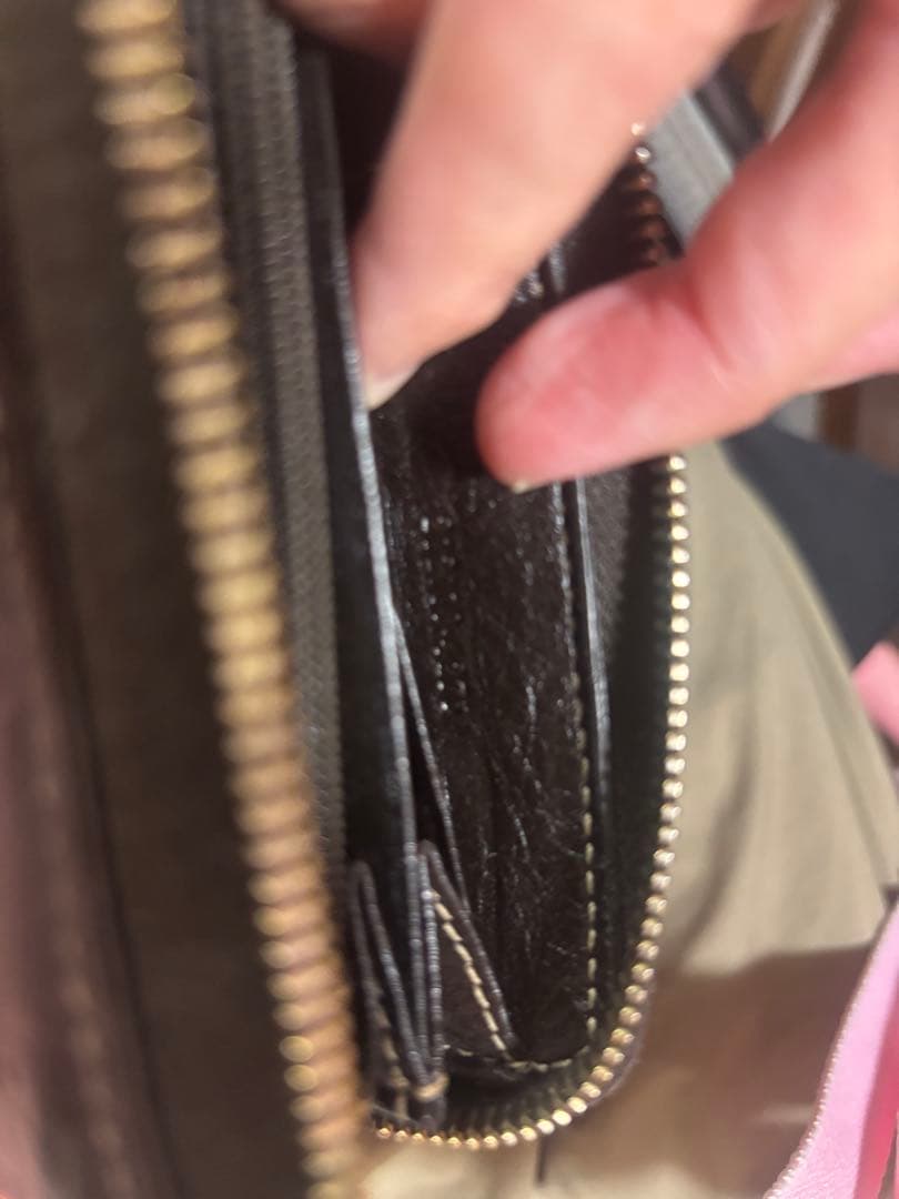 【最終値下げ中！また金額戻します】GUCCI 長財布