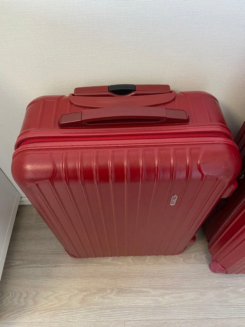 RIMOWAサルサ オリエンタルレッド35L 機内持ち込み2輪