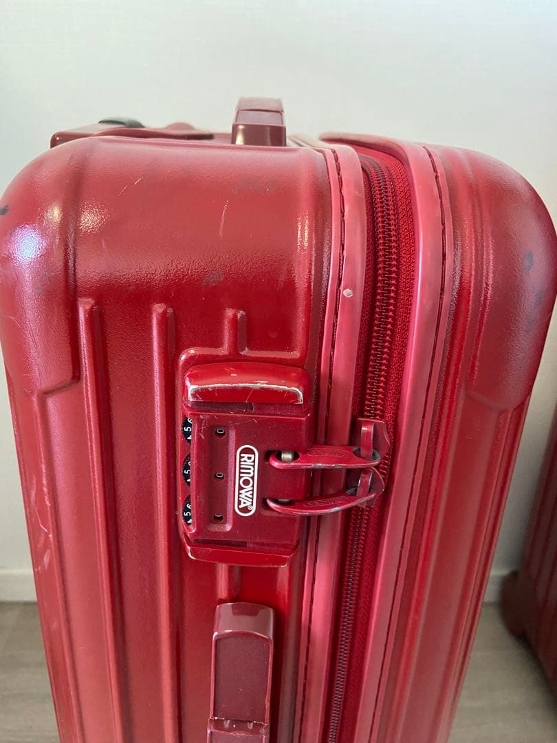 RIMOWAサルサ オリエンタルレッド35L 機内持ち込み2輪