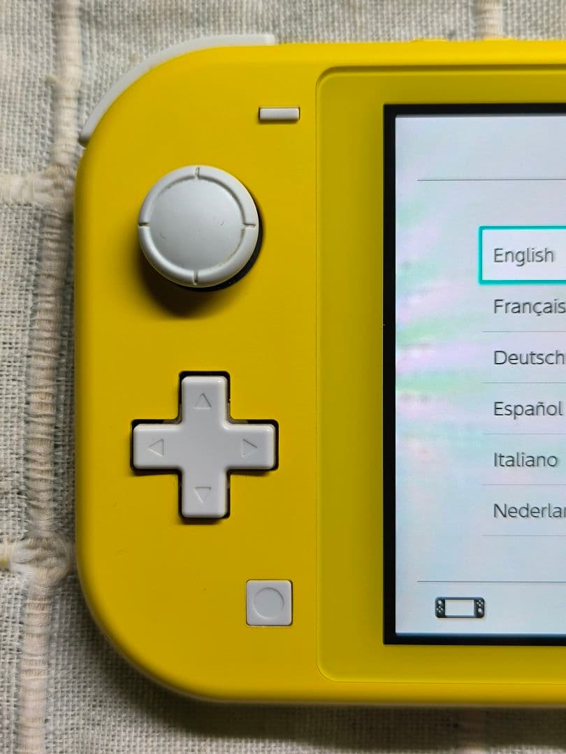 ⭕️美品⭕️ Nintendo Switch Lite イエロー本体 おまけ付