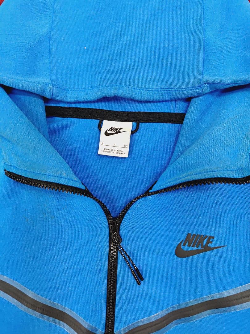 ウォーキング・ランニングウェア Nike tech blue s size