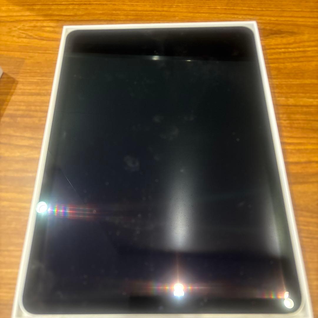 Apple iPad Air4シルバー 10.9インチ 刻印入り ペンシル併売