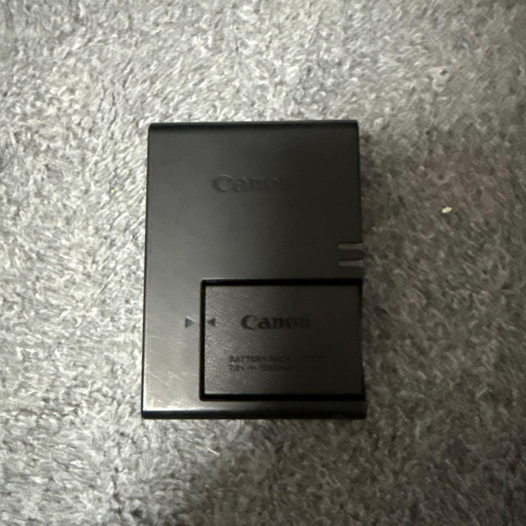 Canon EOS Kiss X9 一眼レフカメラ レンズ3本