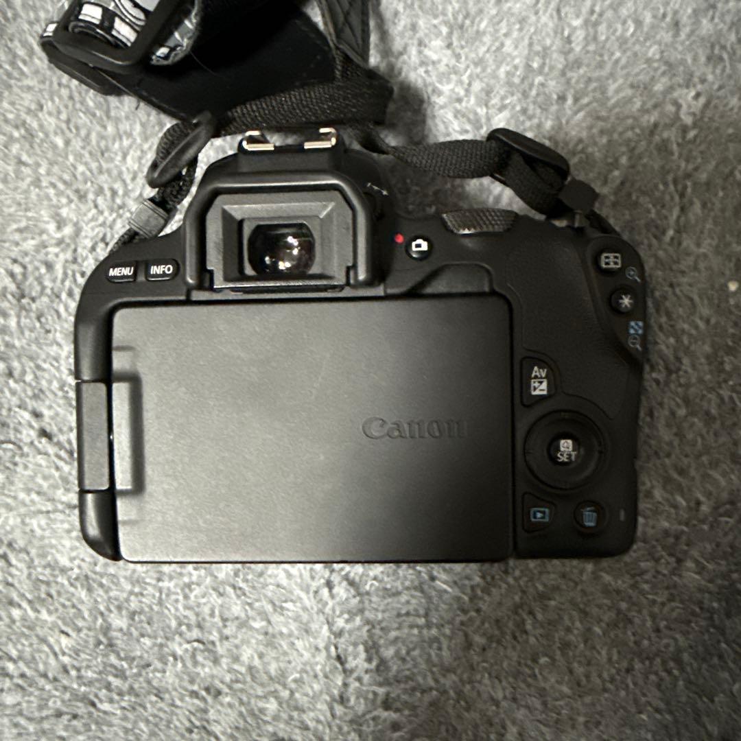 Canon EOS Kiss X9 一眼レフカメラ レンズ3本