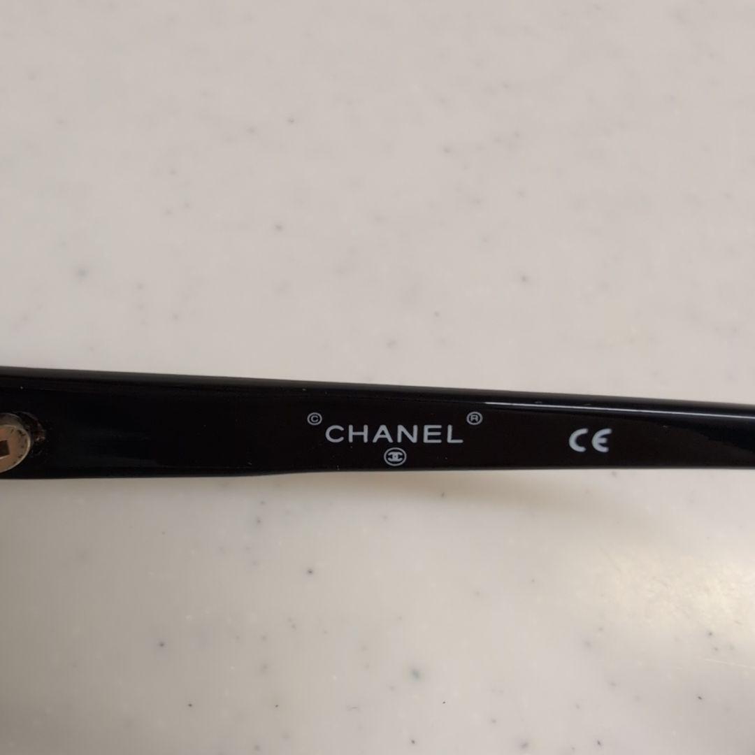 CHANEL オーバルサングラス ブラック