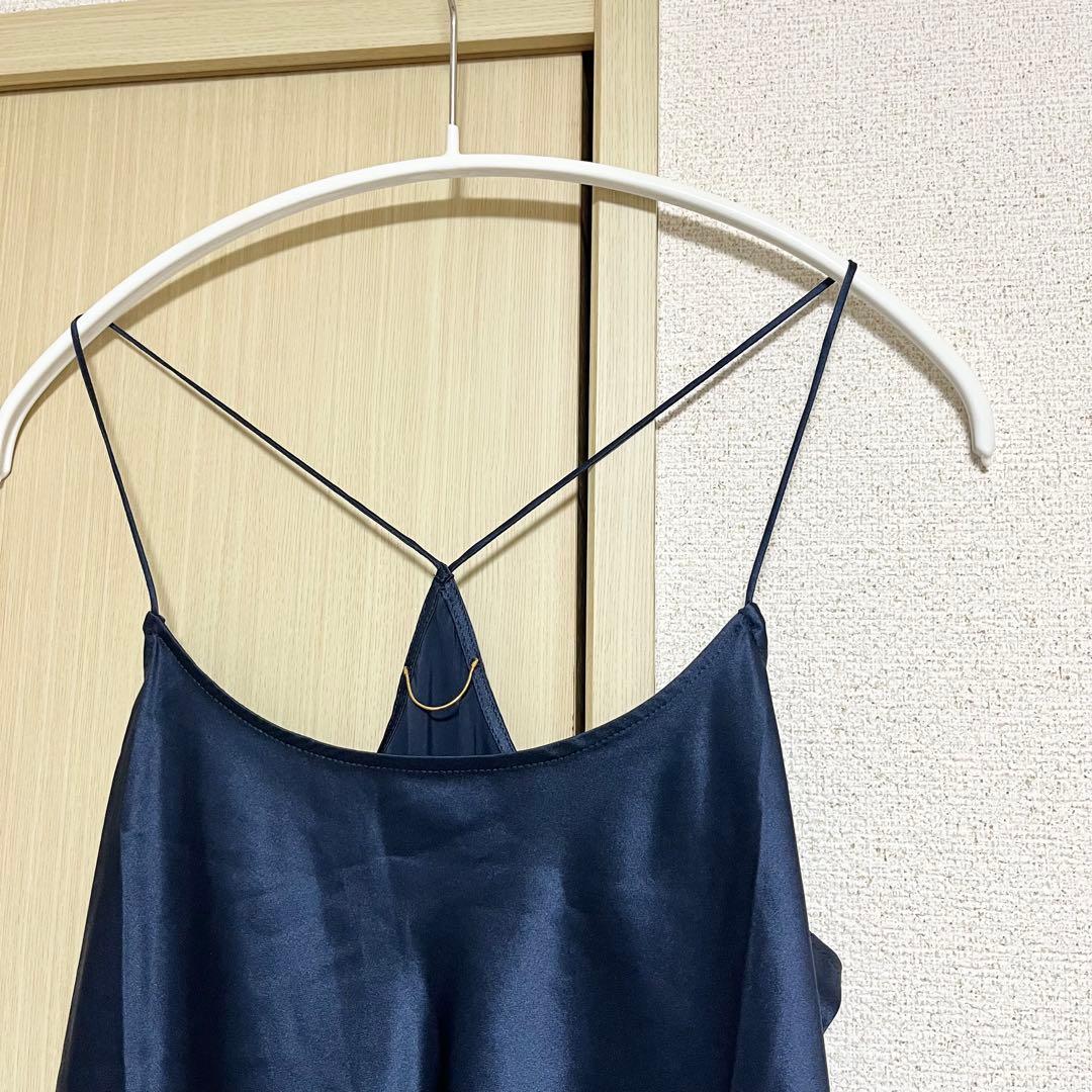 新品未使用タグ付き　ドゥーズィエムクラス　シルクサテンキャミソール　ネイビー
