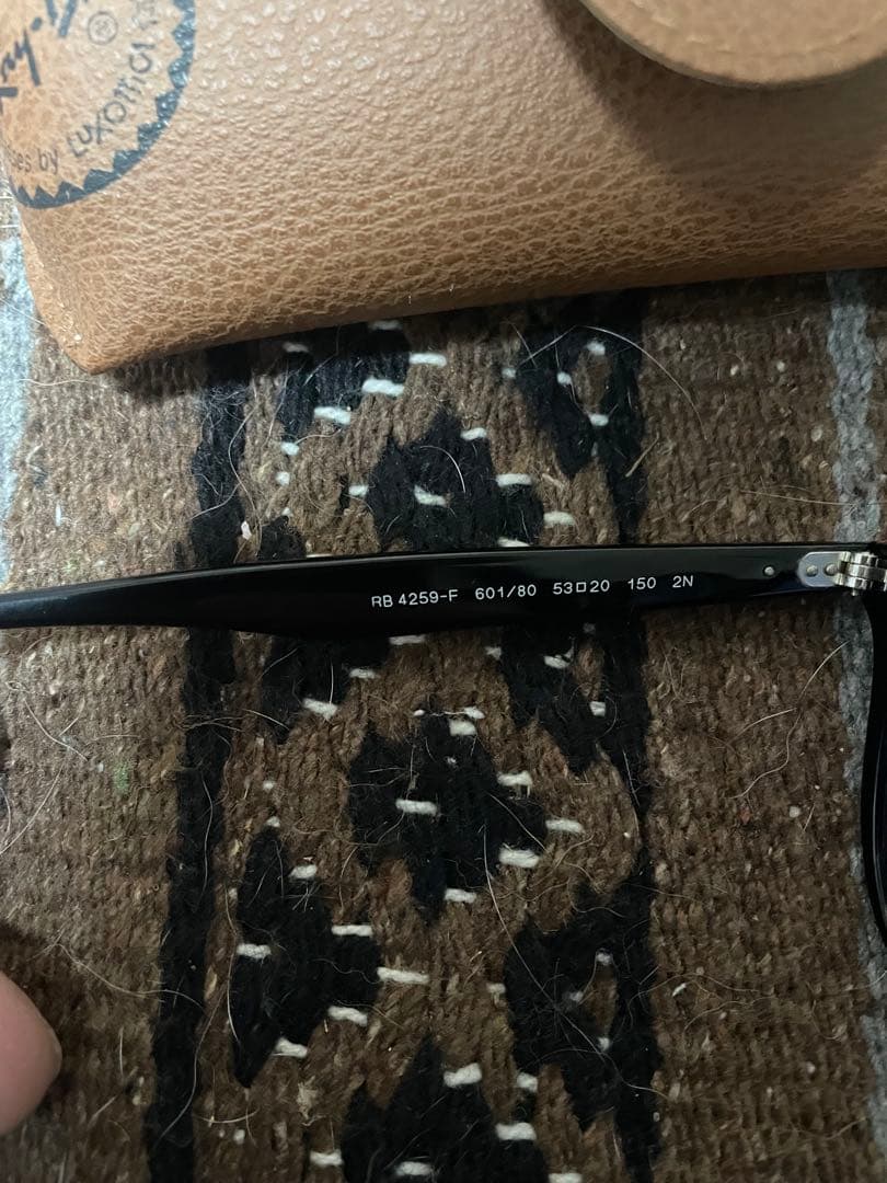 Ray-Ban RB 4259-F サングラス ケース付き　レイバン