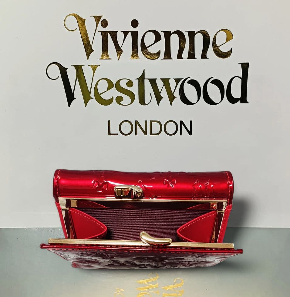 【新品】Vivienne Westwood 三つ折財布 エナメル 赤 正規品
