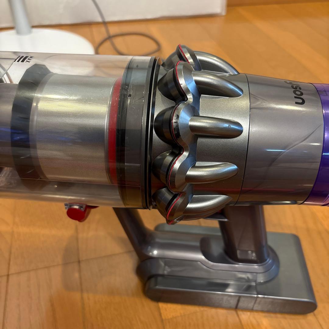 ダイソン　V11 SV15 スタンド付き　美品　① 分解洗浄除菌整備済み