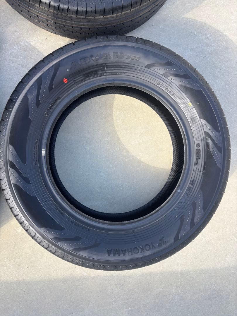 【新車外し】ヨコハマ ADVAN V03 225/65R17 25年51週製造