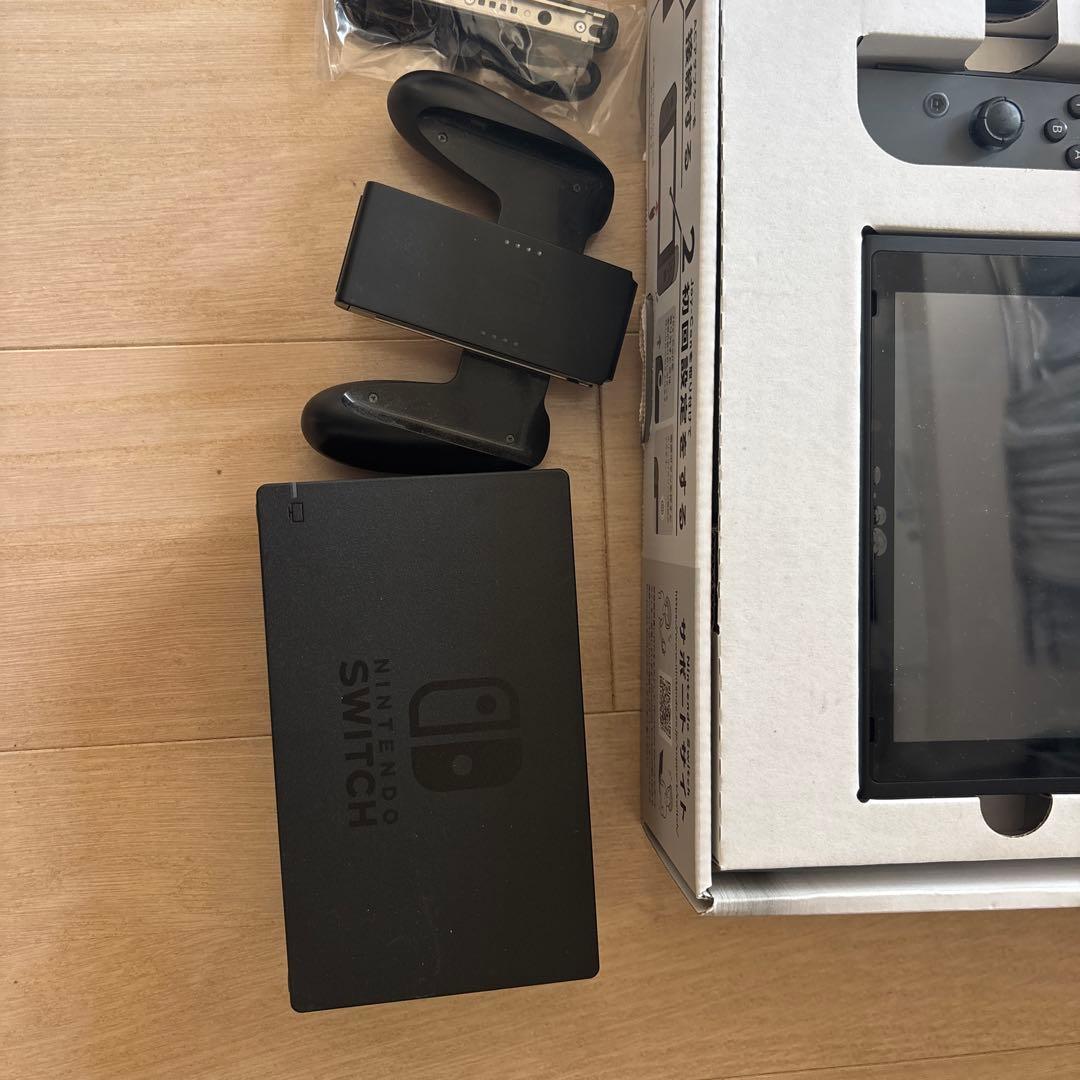 Nintendo Switch 本体 Joy-Con付き