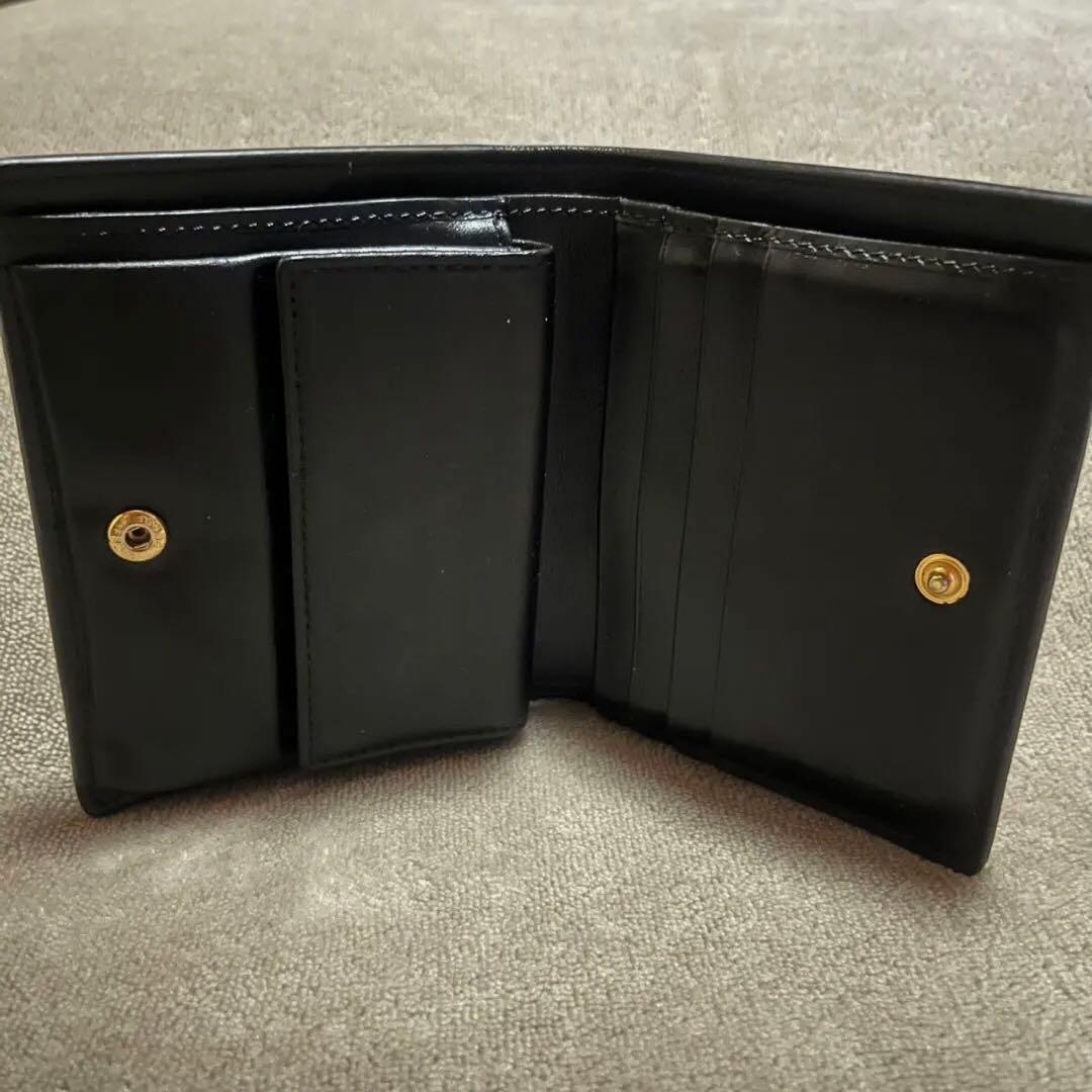 【美品】FENDI フェンディ ブラック 黒 レザー 二つ折り財布 即購入⭕️