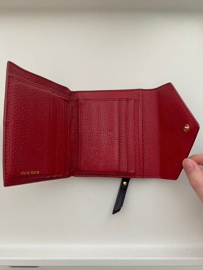 miu miu ラブレター　二つ折り財布 黒 レザー