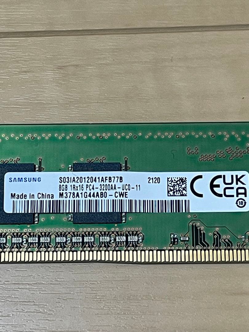 Samsung 8GB DDR4 メモリ M378A1G44AB0-CWE