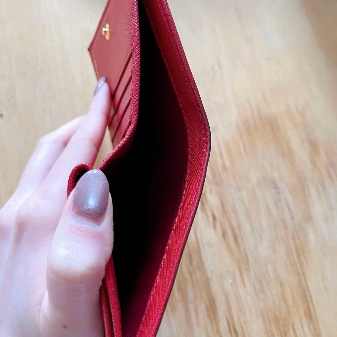 PRADA プラダ 二つ折り財布 サフィアーノレザー