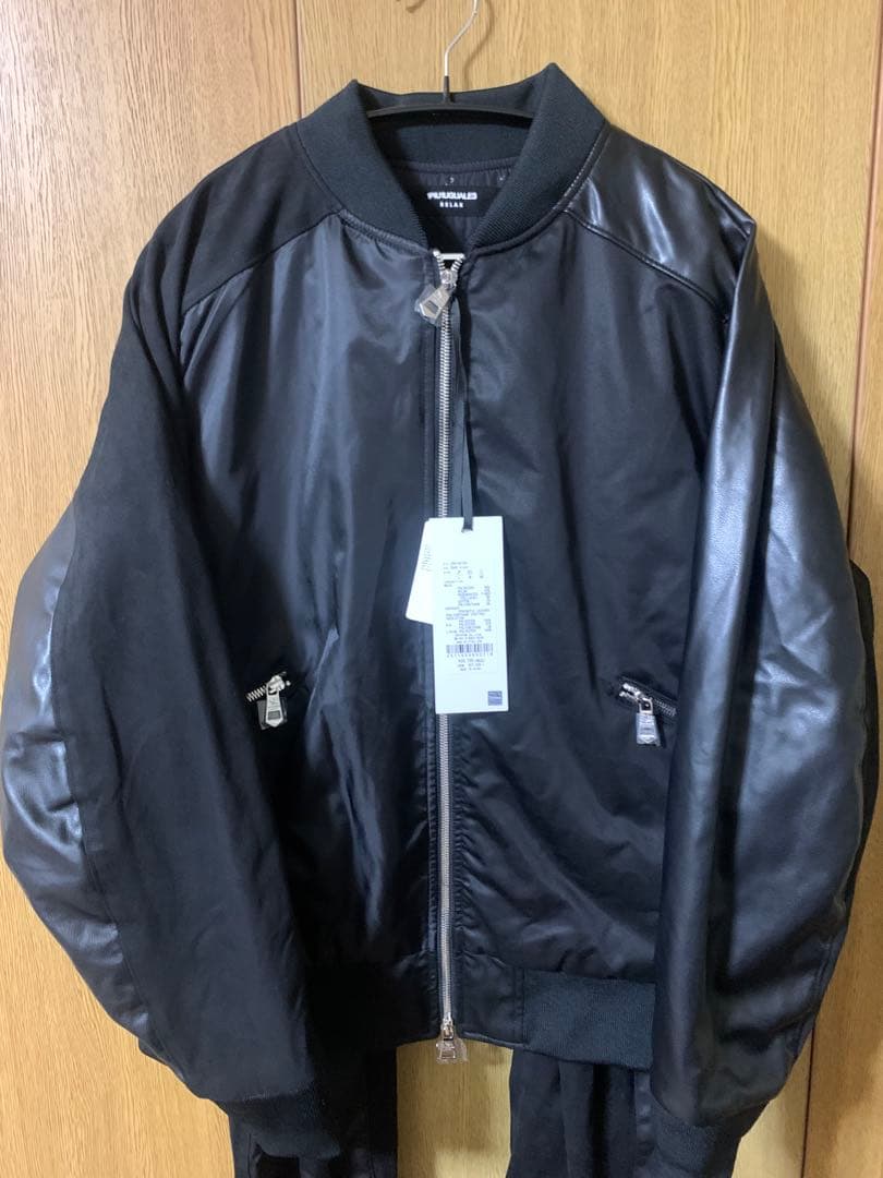 1PIU1UGUALE3 RELAX 今期新作セットアップ Lサイズ 新品未使用