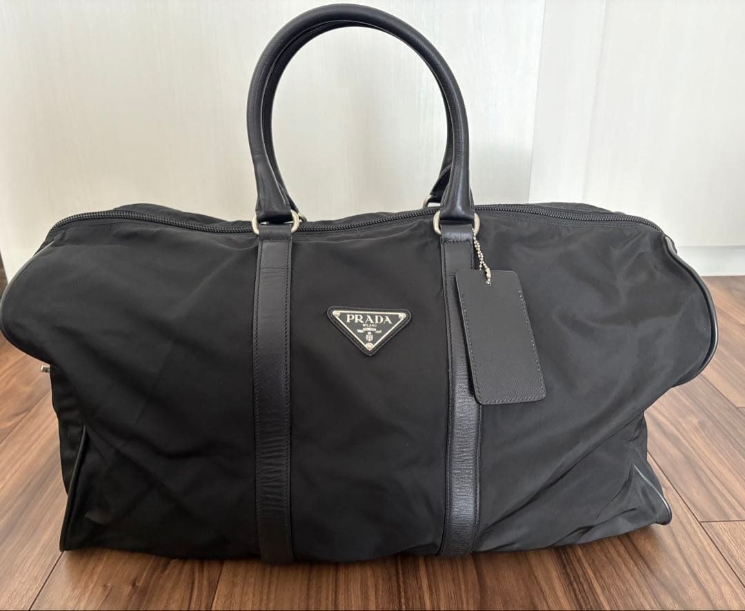 プラダPRADA ◇ボストンバッグ　黒　大容量　ナイロン　三角ロゴ　旅行