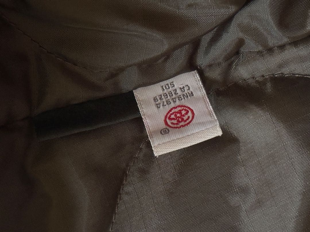 【早い者勝ち!!】STUSSY ジップアップフード付きジャケット