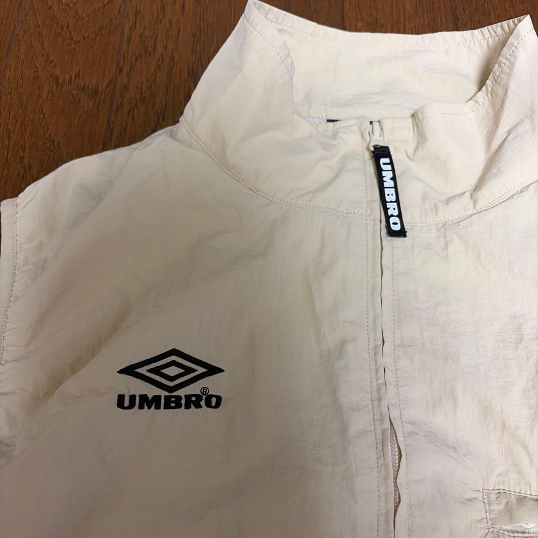 アンブロ　UMBRO ナイロンベスト　フリークスストア