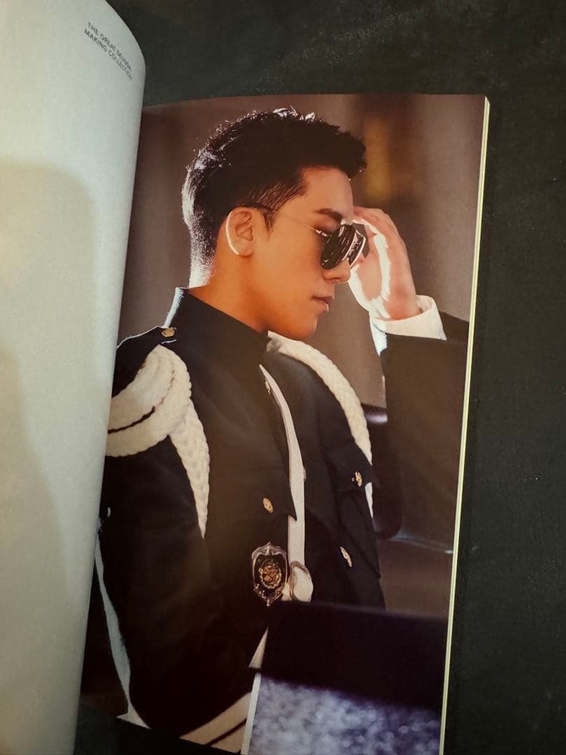 THE GREAT SEUNGRI スンリ　VI BIGBANG 写真集