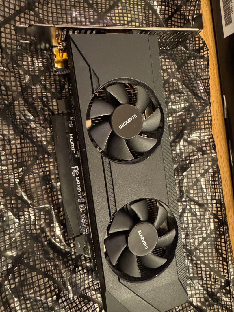 GeForce RTX 3050 LP ロープロフィール 6G GIGABYTE