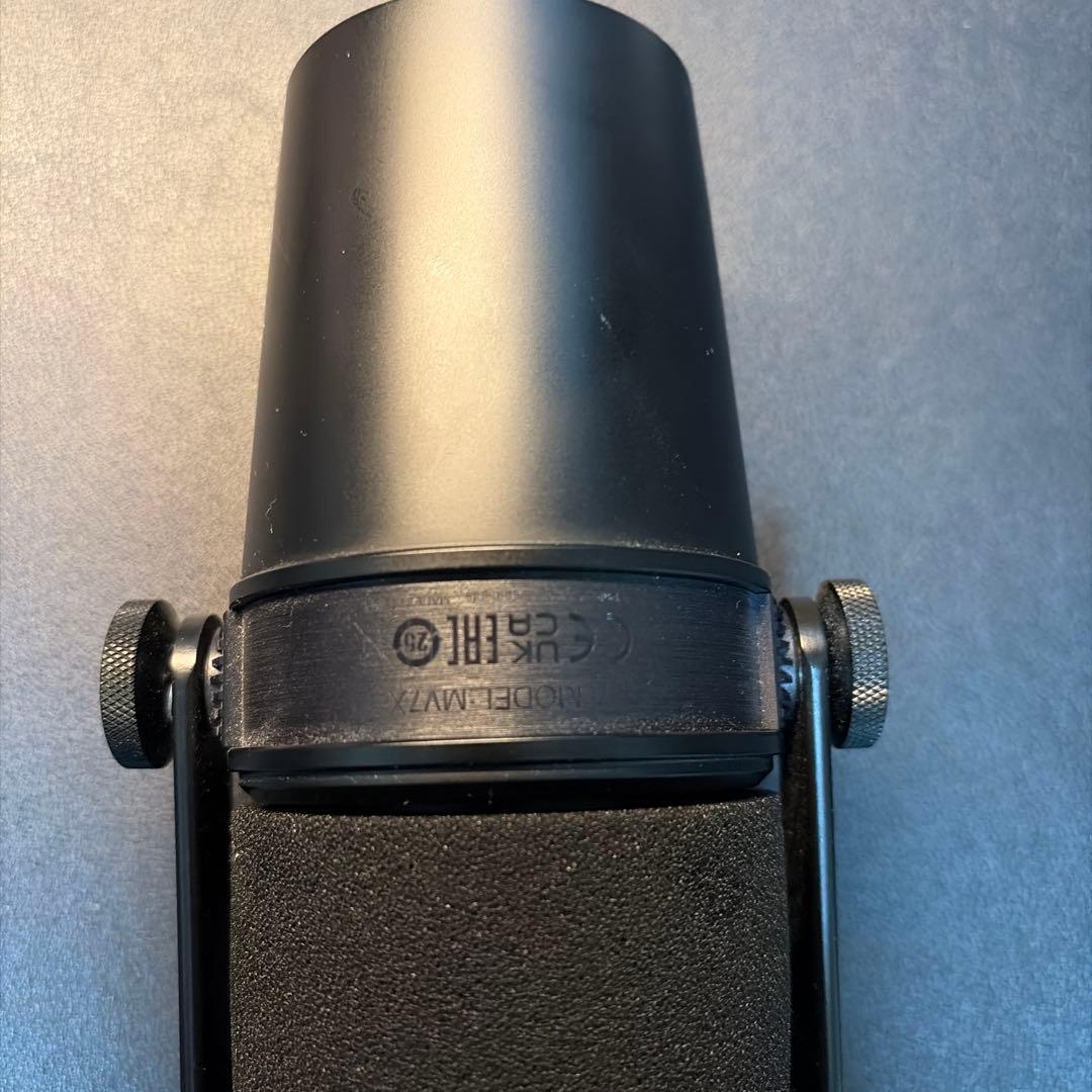 SHURE MV7X ポッドキャスト用マイクロホン