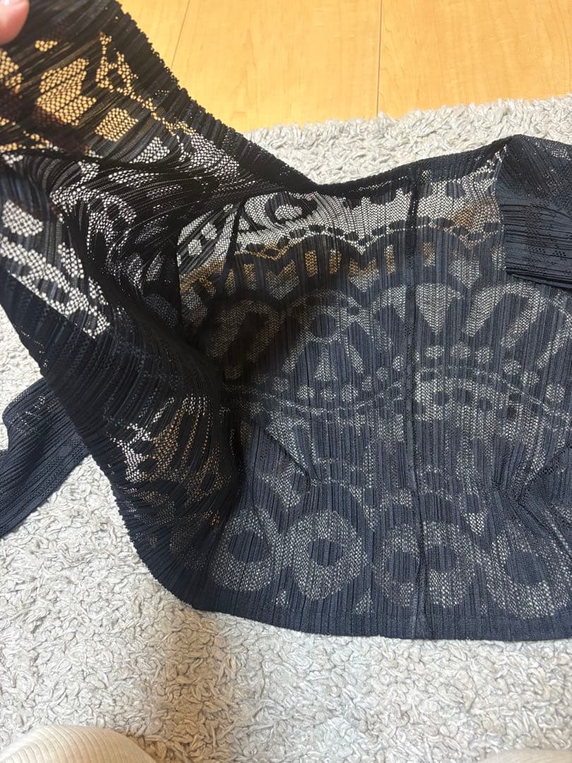 プリーツプリーツ　黒　羽織　PLEATS PLEATS