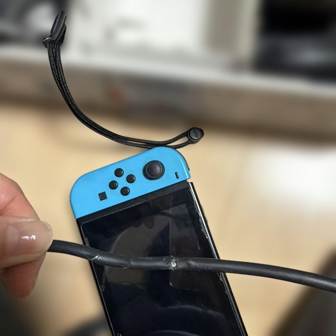 Nintendo Switch ネオンブルーネオンレッド　スイッチ