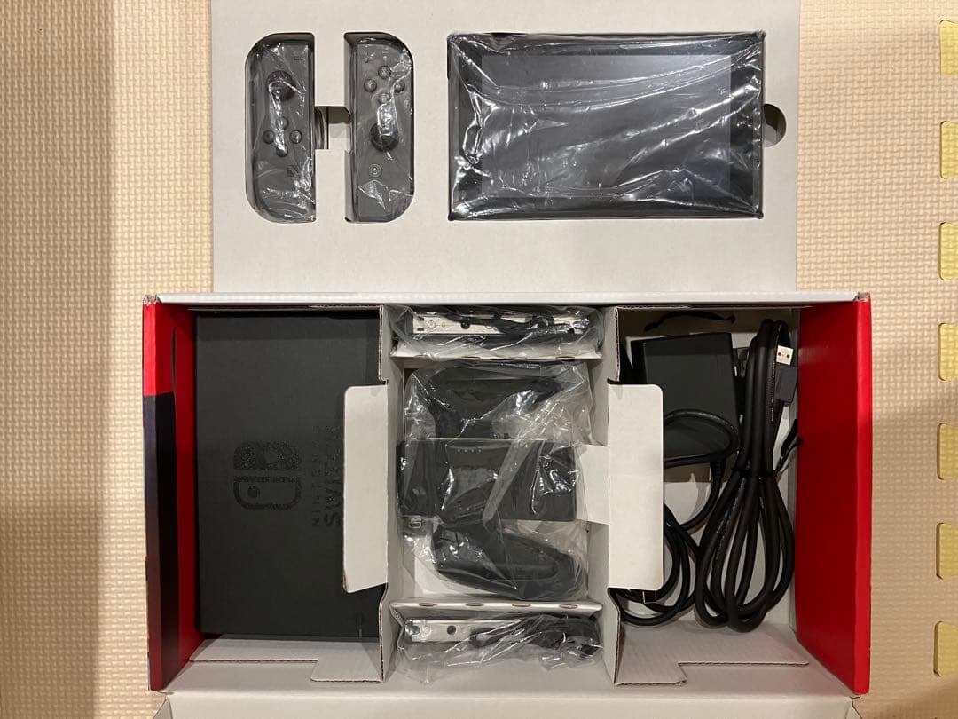 【付属品完備】Nintendo Switch 本体　グレー