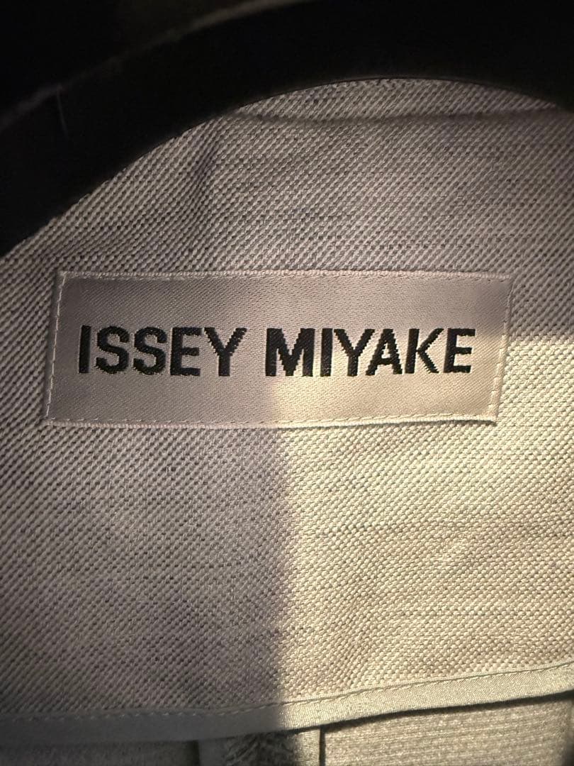 ISSEY MIYAKE グレー テーラードジャケットサイズ3