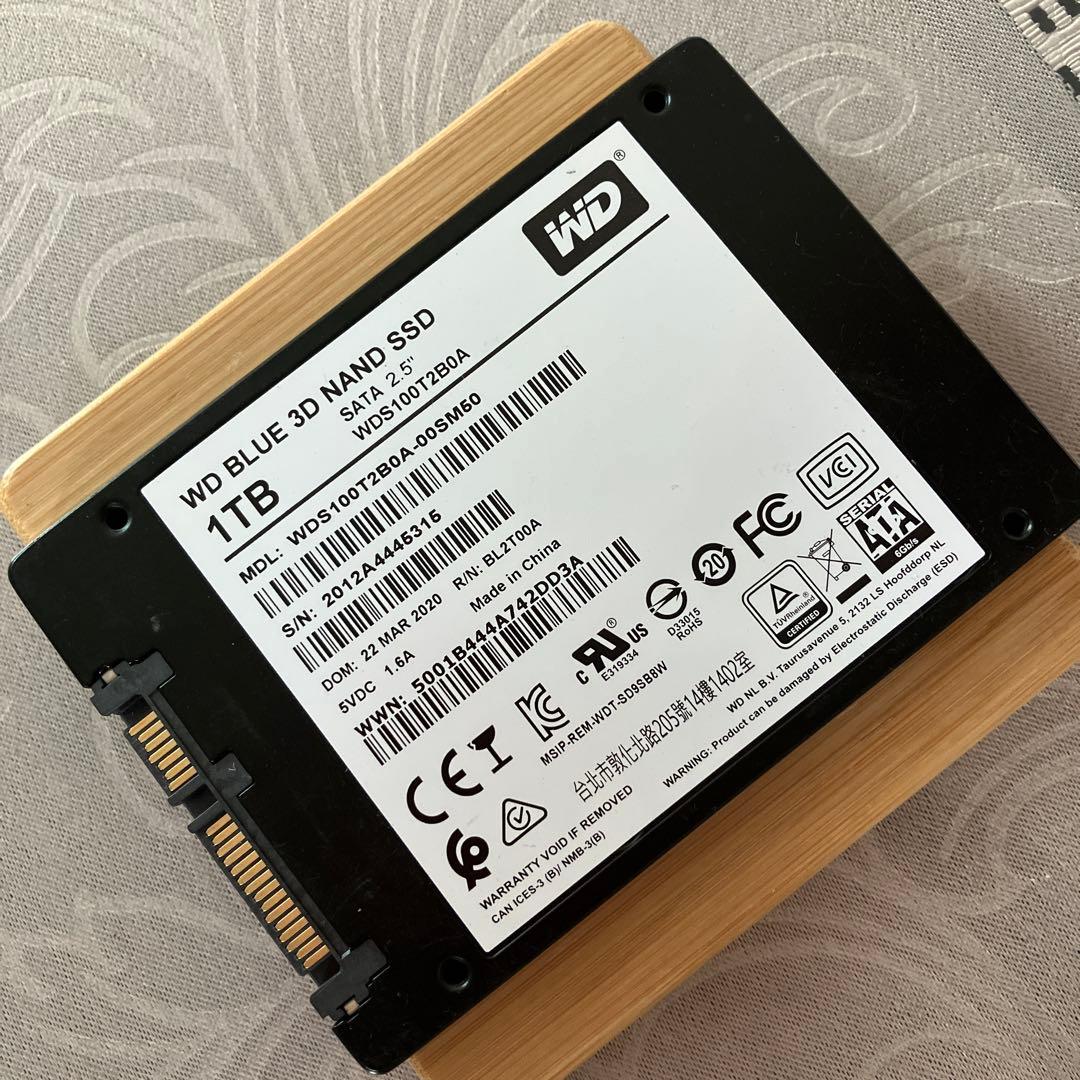 WD BLUE SATA 1TB SSD 2.5インチ